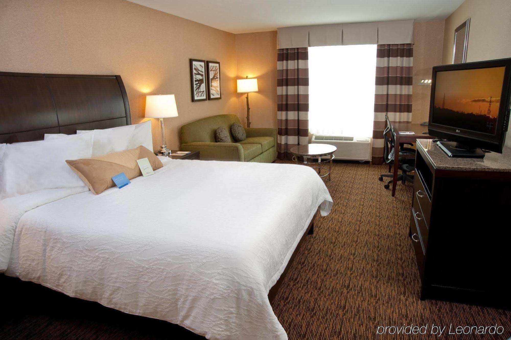 Hilton Garden Inn St. Louis Airport Berkeley Zimmer foto